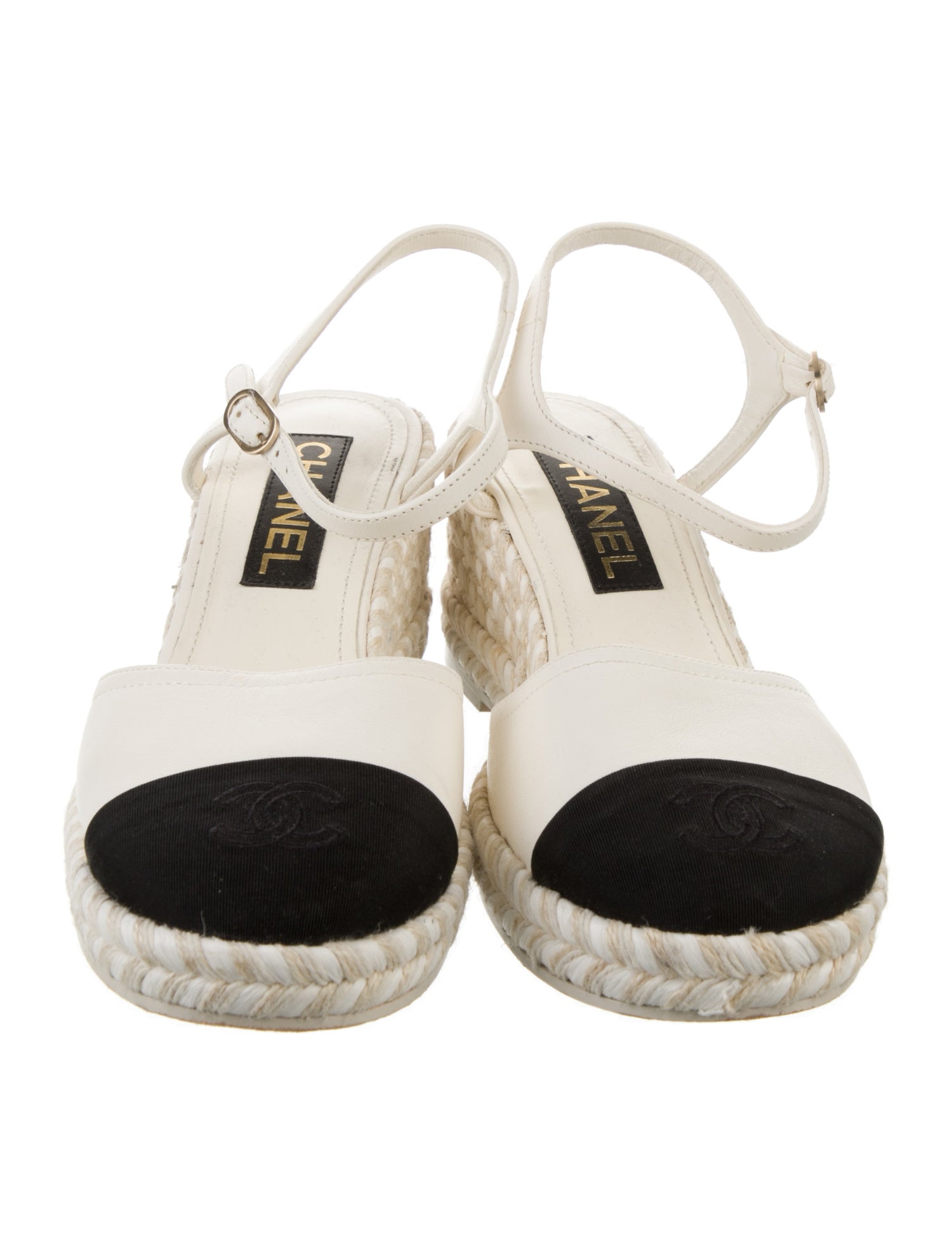 Chanel 2023 Interlocking CC Logo Slingback Pumps